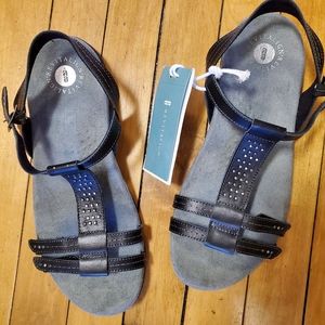 Revitalize orthopedic sandals